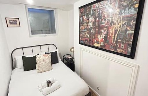 Bristol Old City Apartment | Modern 2 bed apartment in Bristol city centre