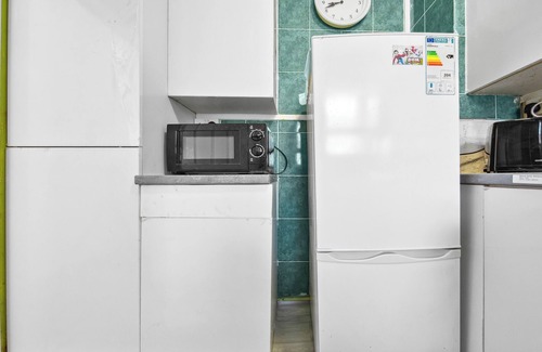 Walworth Apartment | Modern 2-Bed Apartment Sleeps 7