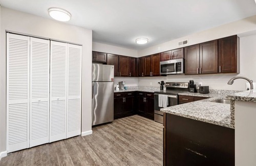 University District Apartment | Modern 2 Bed Apartment in the Heart of Columbus
