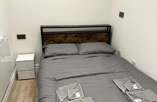 Euston Apartment | Modern 2-Bed Flat in Euston