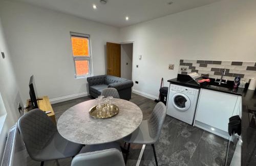 Northampton Apartment | Modern 2 Bed Flat in Northampton