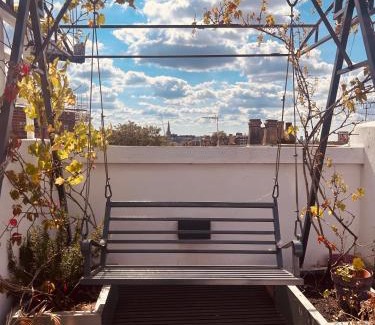 South Hampstead Apartment | Modern 2-Bed Penthouse on Iconic Abbey Road & Large Terrace