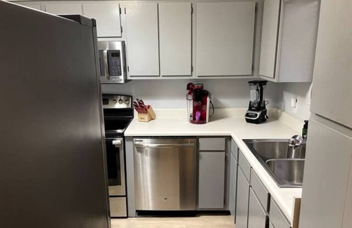 Fort Walton Beach House | Modern 2 Bedroom Townhome Minutes from the Beach!