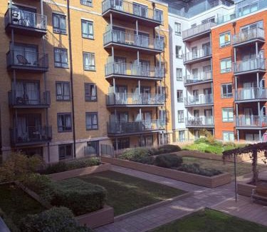 Whittington Apartment | Modern 2-Bedroom 2-Bath Apartment- Contractors and Long Stays Dis-Count