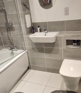 West Thurrock Apartment | Modern 2 Bedroom Apartment
