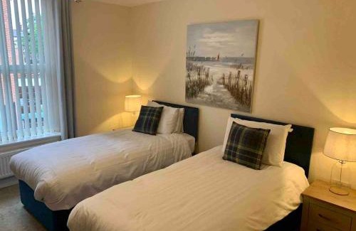 Felixstowe Apartment | Modern 2 Bedroom Apartment with Sea view