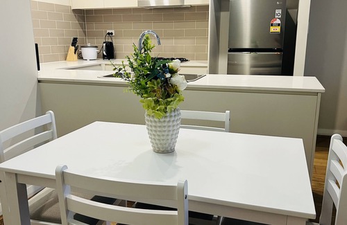 Burwood Apartment | Modern 2 Bedroom apartment in Sydney