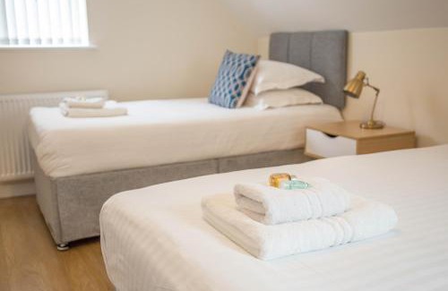 Kidlington Apartment | Modern 2 Bedroom Apartment in Kidlington, Near Oxford Airport & Blenheim Palace