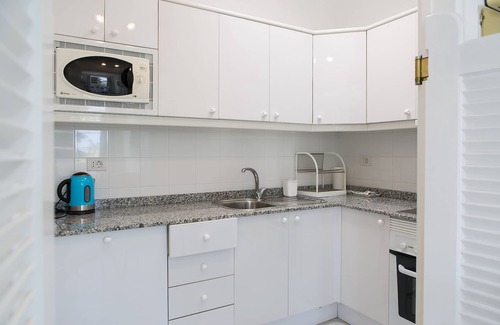 Puerto Calero Apartment | Modern 2 Bedroom Apartment In The Heart Of Puerto Calero Marina