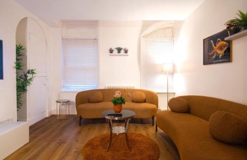 Woolwich Apartment | Modern 2 Bedroom Apartment in Woolwich