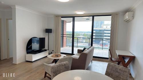 Parramatta Apartment | Modern 2 Bedroom Apartment with Parking Central Parramatta