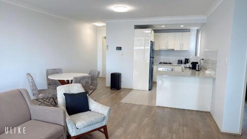 Parramatta Apartment | Modern 2 Bedroom Apartment with Parking Central Parramatta