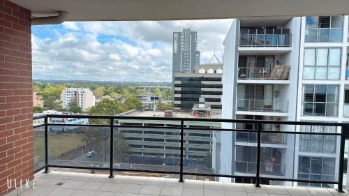 Parramatta Apartment | Modern 2 Bedroom Apartment with Parking Central Parramatta