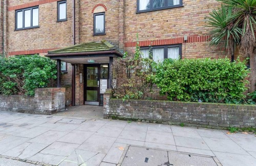 Weavers Apartment | Modern 2 Bedroom Apartment in Hoxton