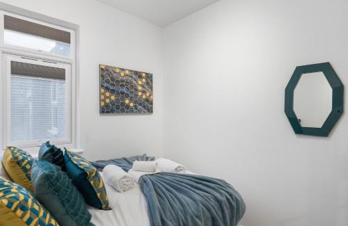 Brent Cross Apartment | Modern 2 Bedroom APT 3 min walk to Tube station