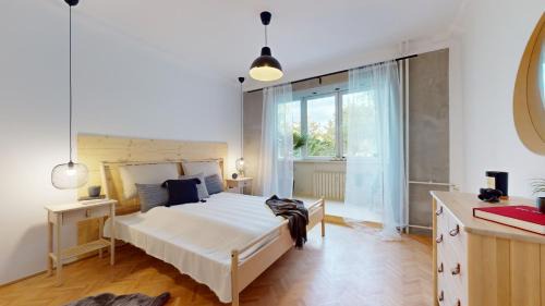 Ruzinov Apartment | Modern 2 Bedroom Apt - Free Parking