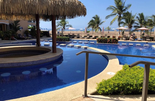 Barrio Los Villalobos Condo | Modern 2 Bedroom Condo with Pool - Steps to Jaco Beach