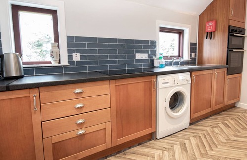 Brora House | Modern 2-Bedroom Cottage located in Brora