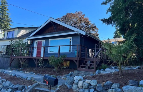 West Seattle House | Modern 2-bedroom home with patio