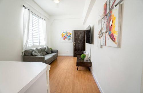 San Francisco Apartment | Modern 2-BR Apt. in historic Old San Juan