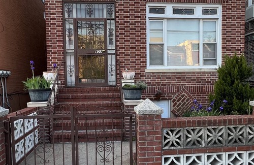 East Flatbush Apartment | Modern 2 BR Apt Perfect For Traveling Professionals