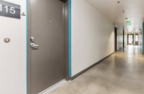Chico Apartment | Modern 2 BR Upgraded Amenities Near CSU+ Pool