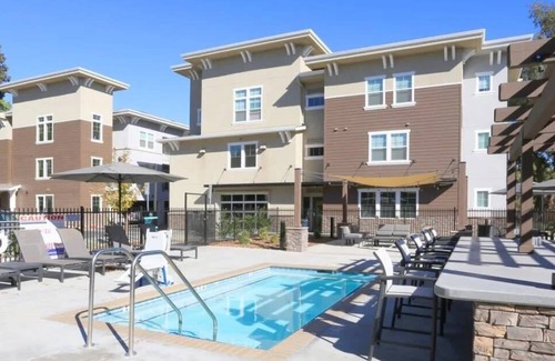 Chico Apartment | Modern 2 BR Upgraded Amenities Near CSU+ Pool