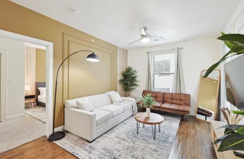 Frisco Apartment | Modern 2B2B Near Toyota HQ The Star Legacy West 2450