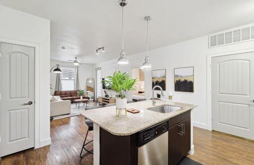 Frisco Apartment | Modern 2B2B Near Toyota HQ The Star Legacy West 2450