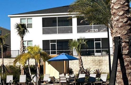 Four Corners House | Modern 2bdrm Condo-ChampionsGate