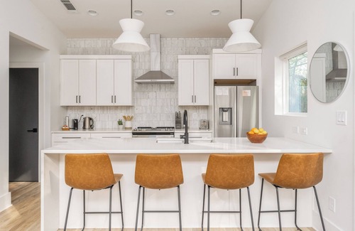 Edgewood House | Modern 2BR by Avie Luxury Properties | Near Mercedes Stadium, Emory, Steps to Marta!