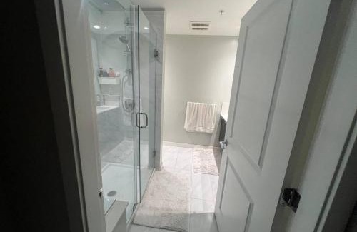 Killarney Apartment | Modern 2BR Condo by Fraser River Riverwalk