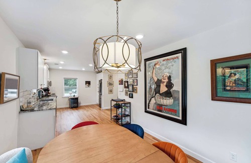 Savannah House | Modern 2BR Home Near Historic Savannah