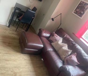 Wigan Apartment | Modern 2BR near Wigan Town Centre