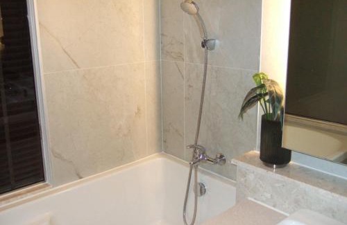 Chang Khlan Apartment | Modern 2BR Penthouse Astra 181Sqm with Panoramic Views in Central Chiang Mai