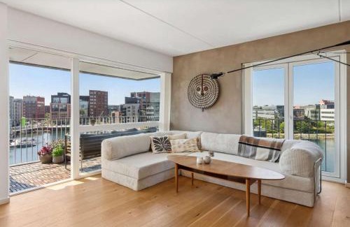 Sydhavnen Apartment | Modern 2BR Waterfront Apt
