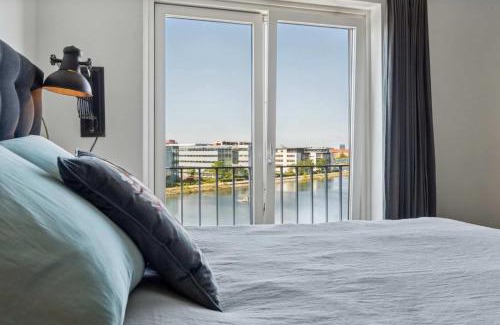 Sydhavnen Apartment | Modern 2BR Waterfront Apt