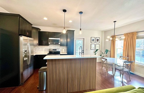 Rutherfordton House | Modern 3/2 Farmhouse Minutes to Tryon International Equestrian Center + Wineries
