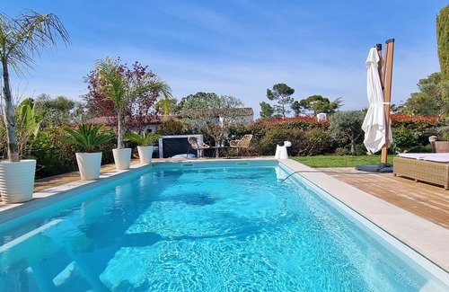 Villeneuve-Loubet Villa | Modern 3 bedroom villa with private pool, Hauts de Vaugrenier