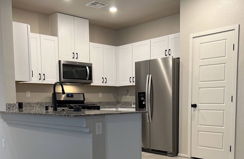 North Las Vegas House | Modern 3 Bedroom Home With Loft