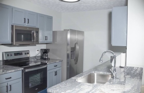 Belmont House | Modern 3 bedroom 20 mins from DownTown Atlanta 5 BEDS