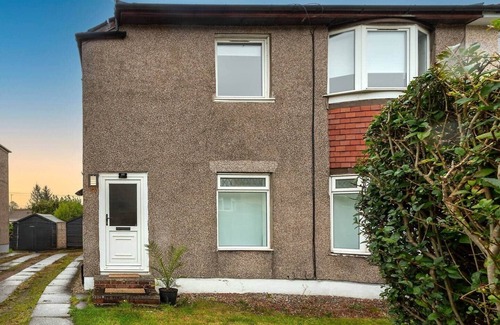 King's Park Apartment | Modern 3 Bedroom home in Kings Park