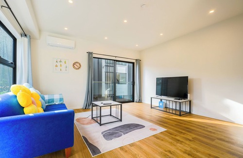 Mount Wellington House | Modern 3-Bedroom Home in Mount Wellington