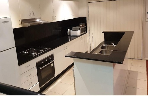 Hornsby Villa | Modern 3 bedroom townhouse in Hornsby Centre