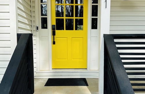 Lawrenceville House | Modern 3-bedroom 2 bath house