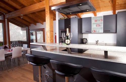 Saas-Fee Ski Chalet | Modern 300m Grand Luxury Chalet With Great Views!