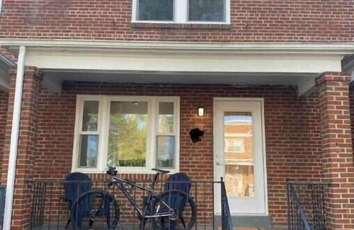 Kingman Park House | Modern 3BD 2.5 BTH in a Quiet Classic Neighborhood