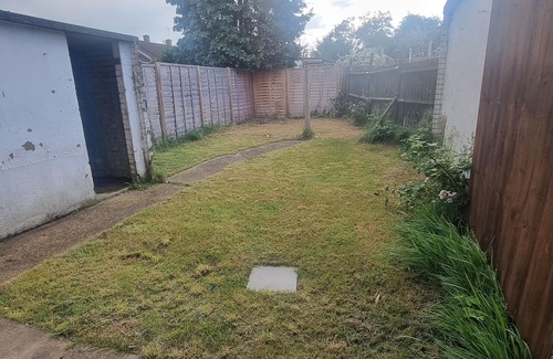 Slough House | Modern 3bed House in Slough