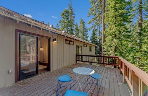 Carnelian Bay House | Modern 3BR Carnelian Bay Retreat