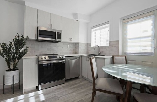 Sainte-Marie Apartment | Modern 3BR Gem in Montreal's Gay Village, Perfect for Exploring the City